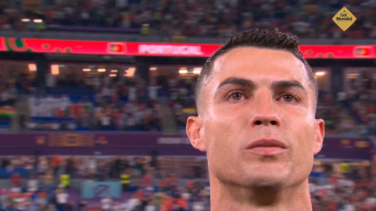 Cristiano se emocionó con el himno de Portugal