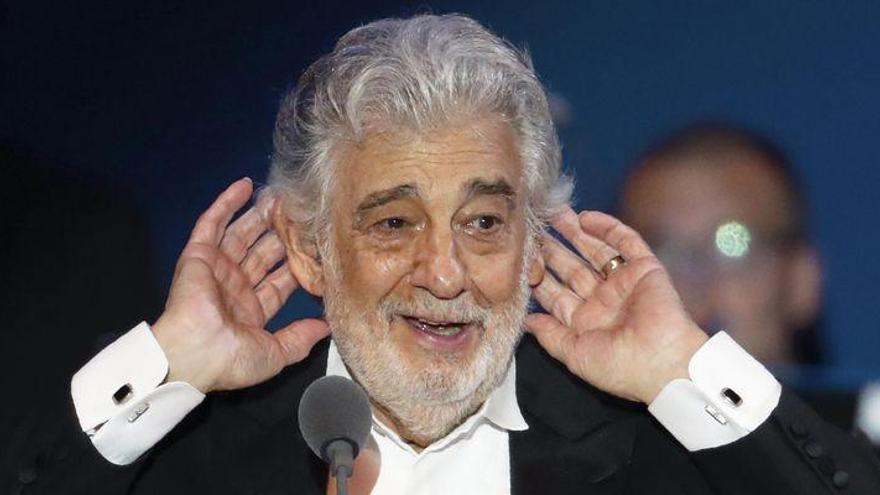 Plácido Domingo se defiende en València: &quot;Nunca me he comportado de modo acosador&quot;