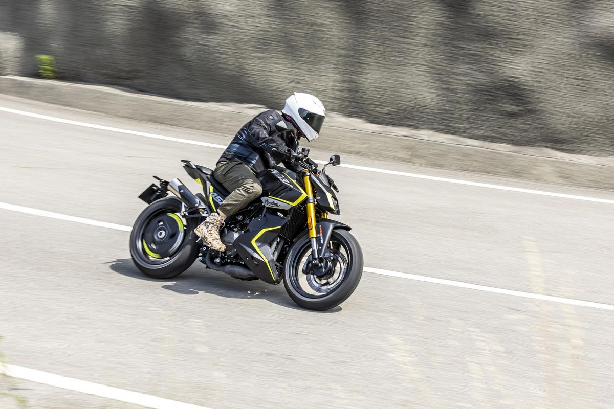 Motosiklet İspanya'da Hızlanıyor