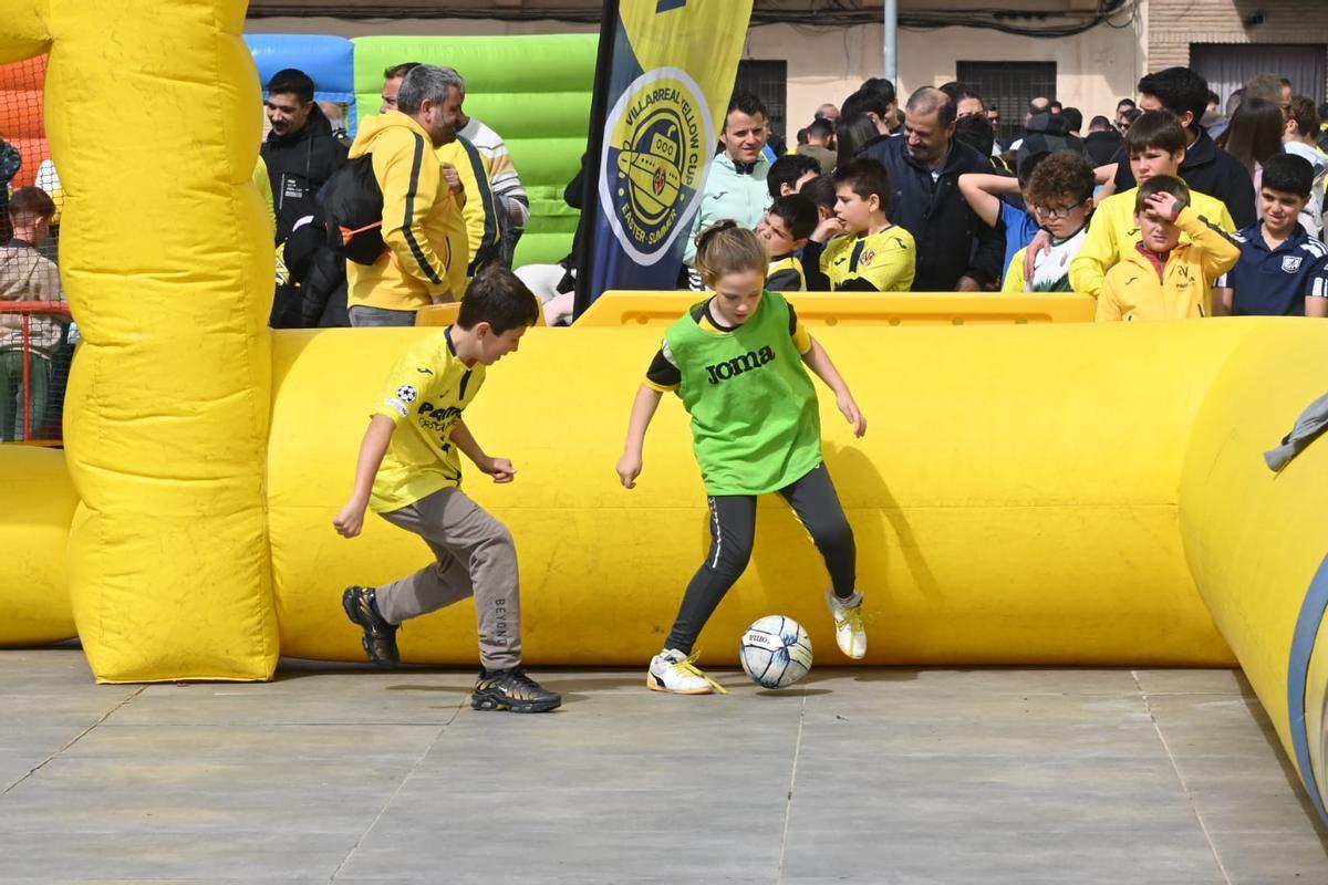 Galería: La afición del Villarreal disfruta de un nuevo derbi ante el Elche