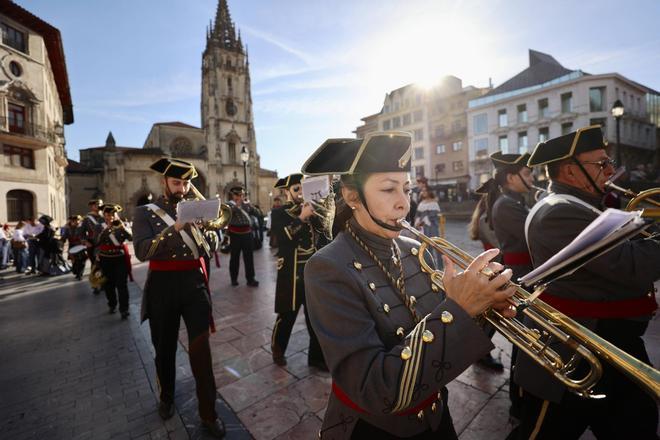 EN IMÁGENES: Recreación del origen del Desarme, la fiesta ovetense de interés turístico nacional