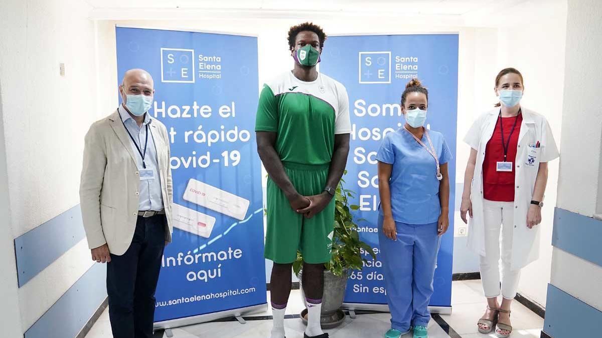 El equipo de Unicaja Baloncesto ha elegido el Hospital Santa Elena para las pruebas PCR.