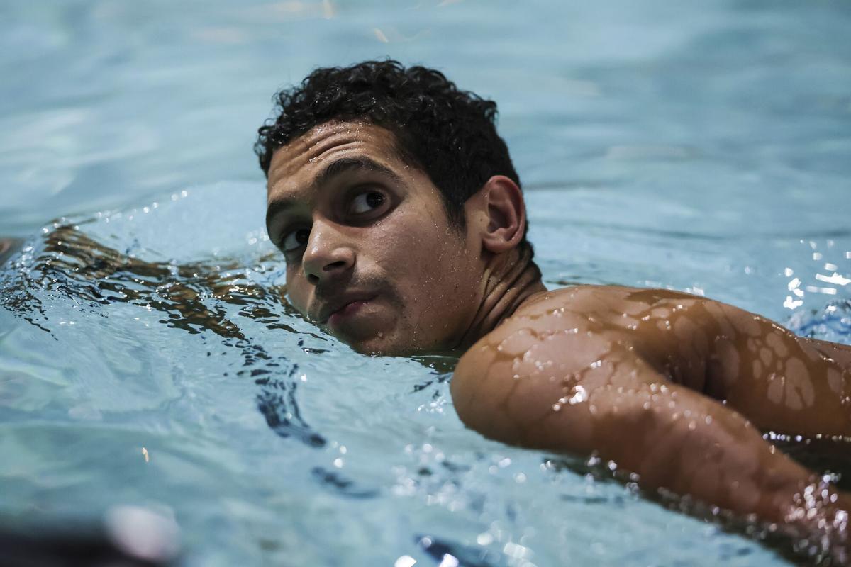 13/11/2025 Hugo Gonzalez of C.N. Terrassa competes in the Men's 200 Breaststroke Final A during the day one of the Spanish Absolute Championship OPEN P25 - ASTRAPOOL at Club Natacio Barcelona on November 13, 2025 in Barcelona, Spain. DEPORTES Javier Borrego / AFP7 / Europa Press