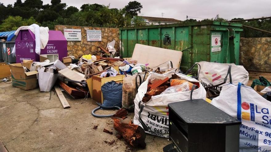 Los incívicos no descansan en Xàbia ni en plena emergencia sanitaria