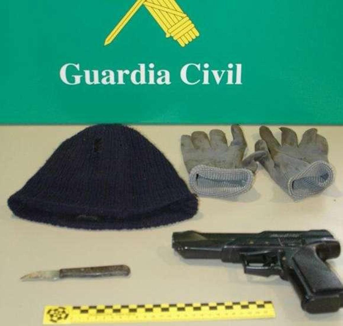 Caen los encapuchados que atracaron una gasolinera y una tienda en solo cuatro días