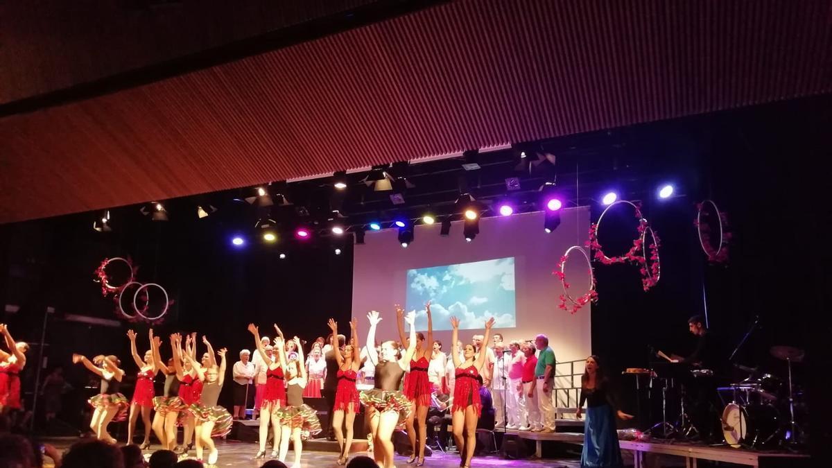 Cor de Santa Eulària en una de sus presentaciones.