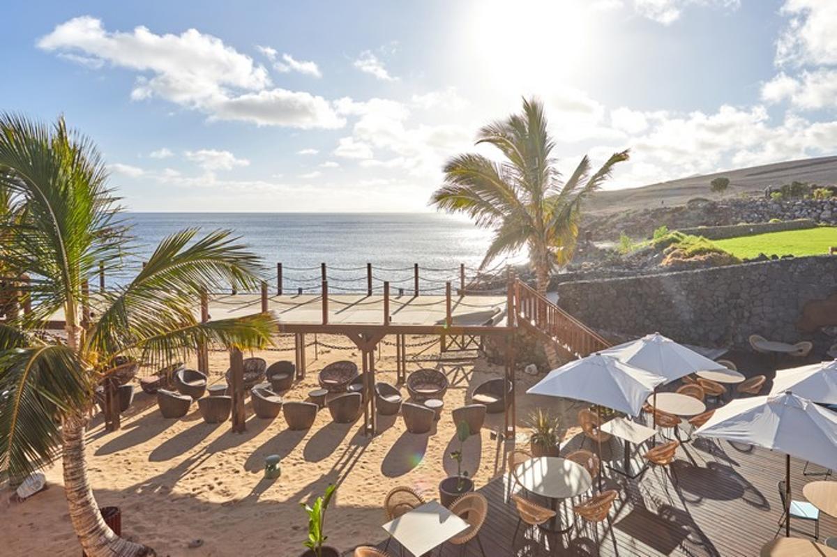 Este hotel en Lanzarote está en una ubicación privilegiada en puerto deportivo de la isla, Puerto Calero,
