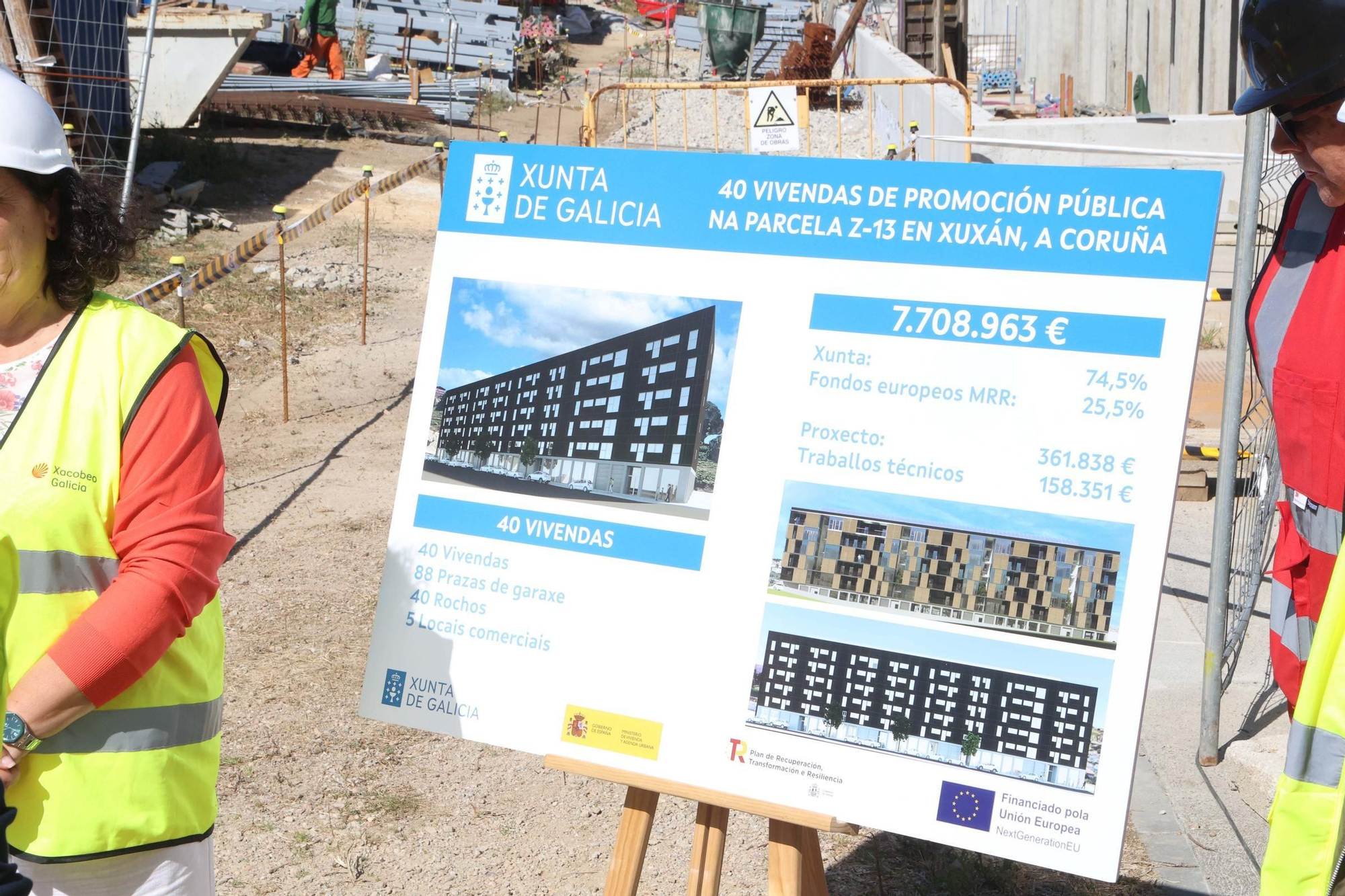 La conselleira de Vivenda visita las obras de construcción en Xuxán de 40 viviendas de promoción pública