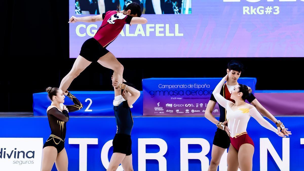 Torrent corona a los mejores gimnastas de gimnasia aeróbica - Superdeporte