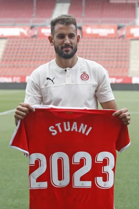 Acte de renovació de Cristhian Stuani