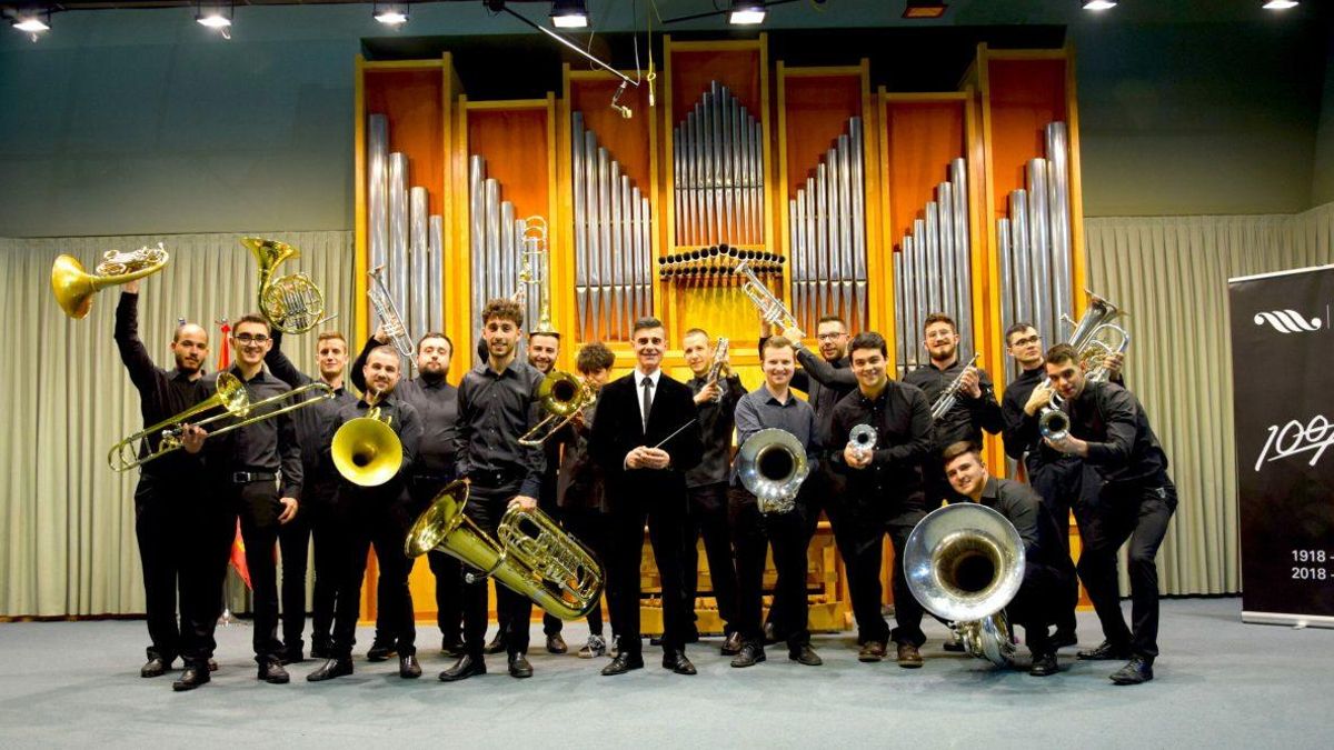 La Massotti Brass Brand.
