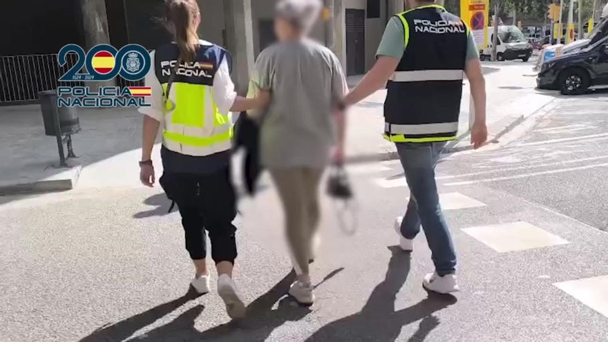 Desarticulado en Barcelona un grupo que estafaba mediante el duplicado de tarjetas SIM