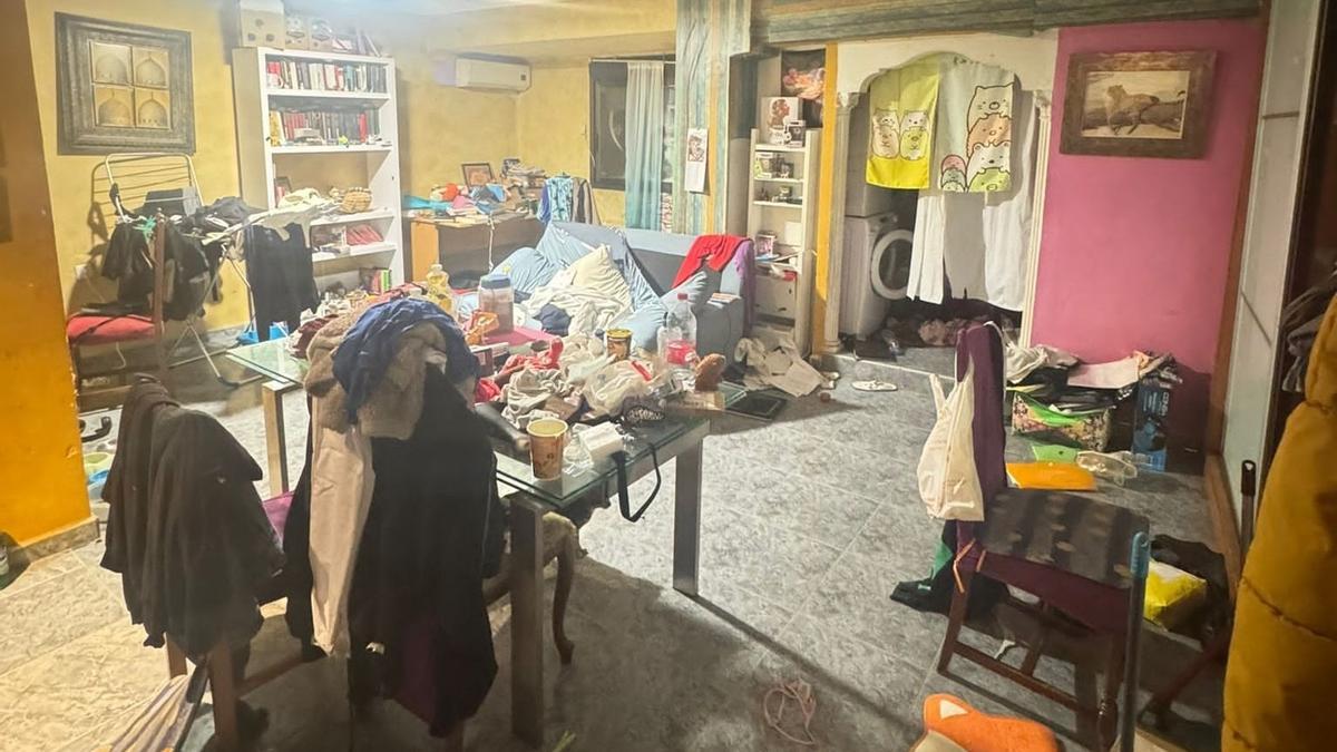 Detienen en València a una mujer tras dejar solos a sus hijos de 15 y 13 años (el mayor con autismo) cuatro días para irse con su novio a Pamplona