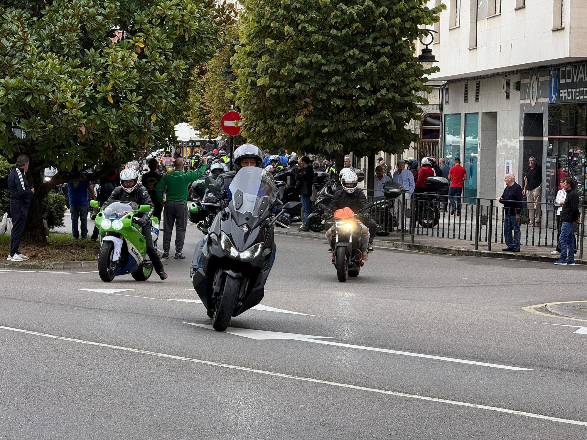 Así fue la primera salida del Motoencuentro Solidario en Siero