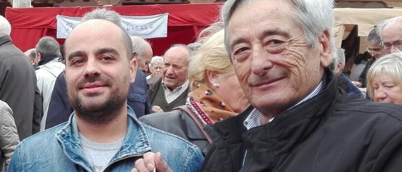 Eduardo Folgado (izquierda) y Rogelio Vellaz durante una Feria de los Santos en Fuentesaúco