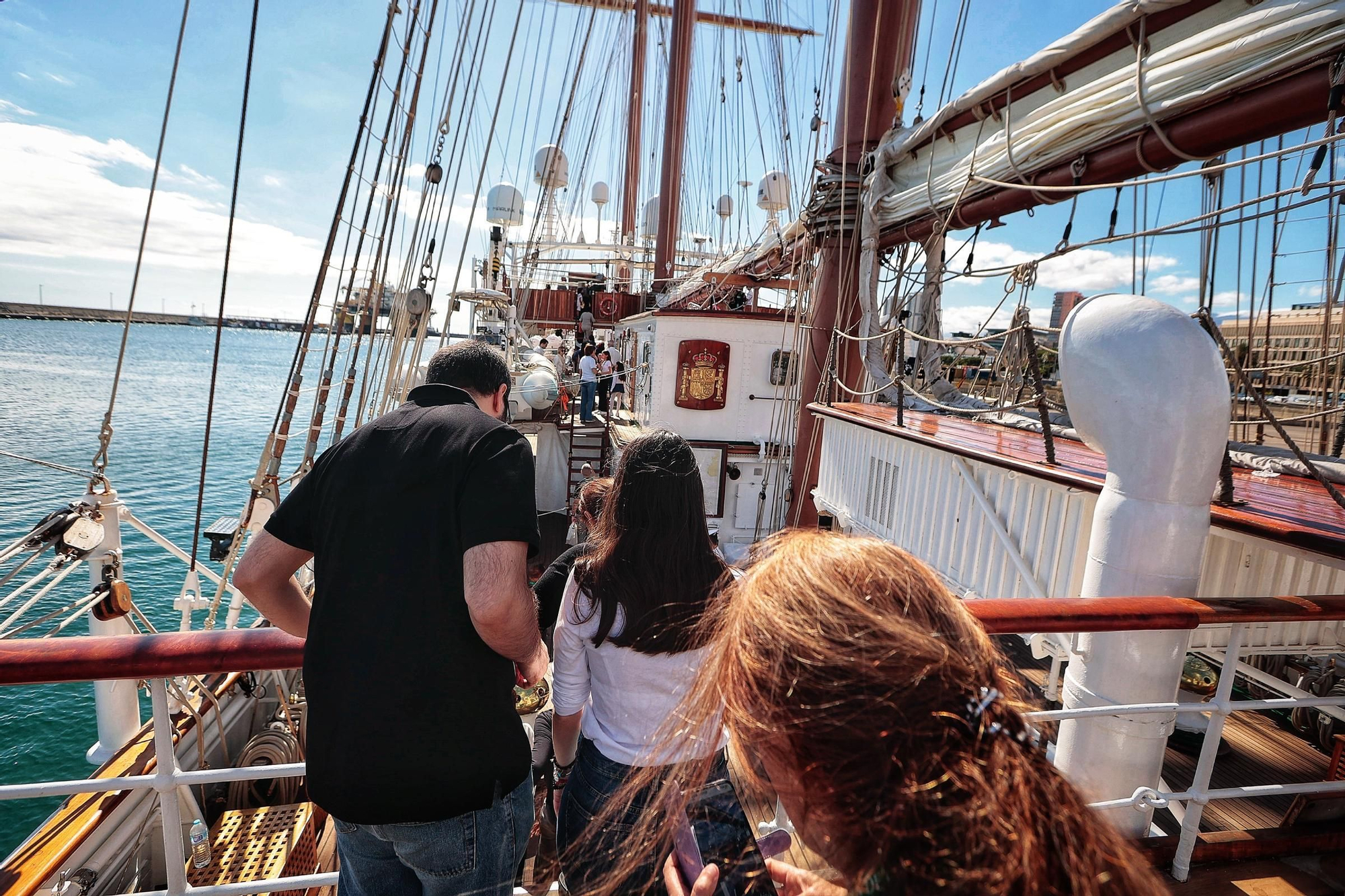 Queues outside the Juan Sebatián Elcano, the ship on which Princess Leonor was trained