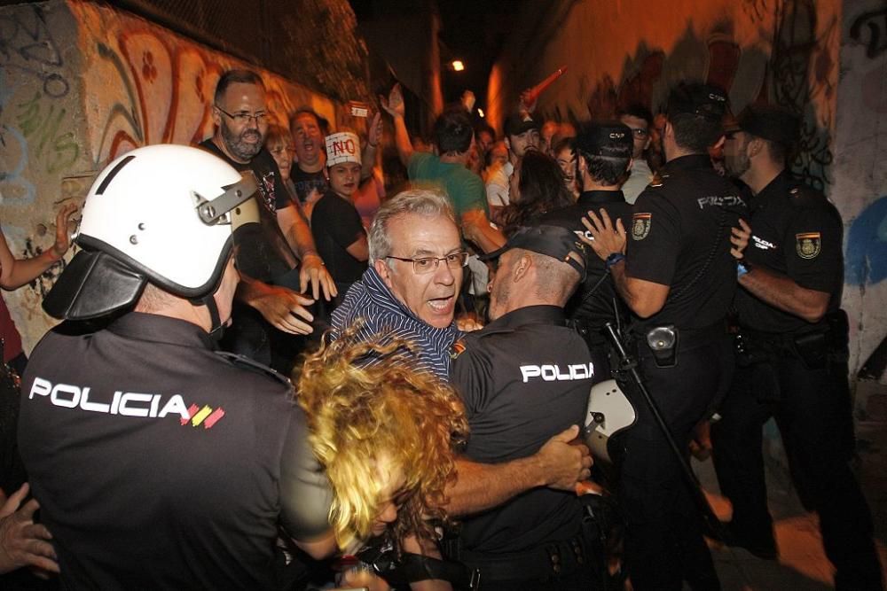 Desalojo en las vías en Barriomar