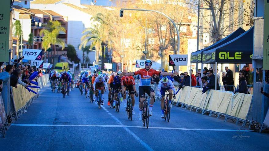 El belga Arnaud de Lie gana la 39 Clàssica Comunitat Valenciana 1969