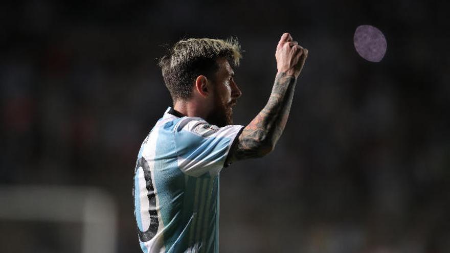 Leo Messi saca del bache a Argentina