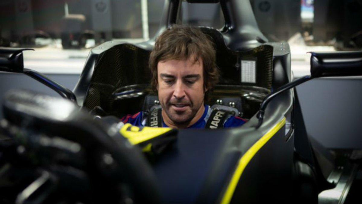 Alonso prepara su regreso a la F1 en Enstone
