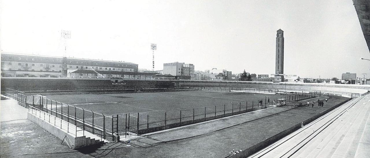 Imagen del viejo Estadio Castalia, que fue inaugurado en 1945 y derribado a mediados de los años 80.