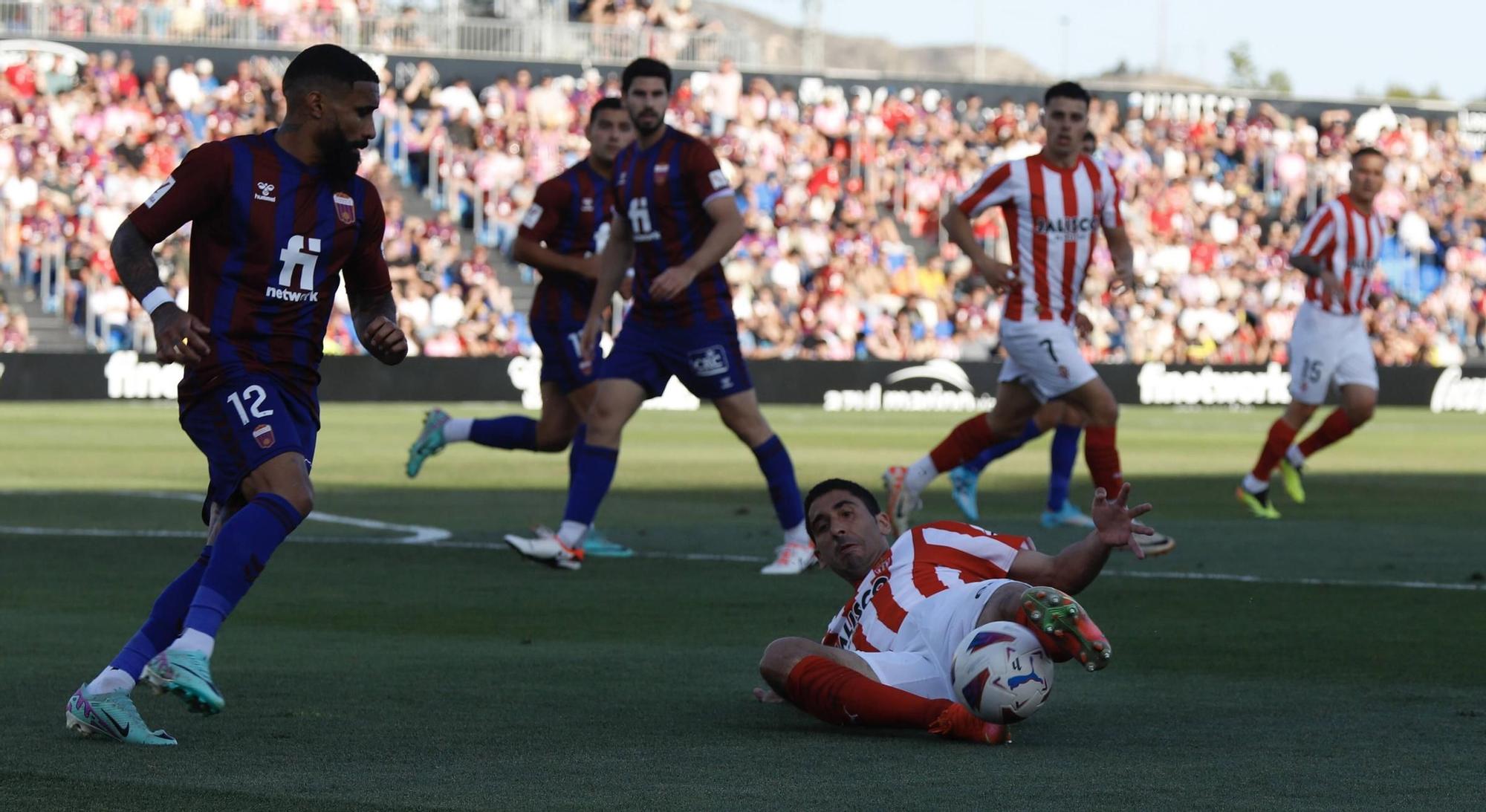 EN IMÁGENES: Así fue el partido entre el Eldense y el Sporting