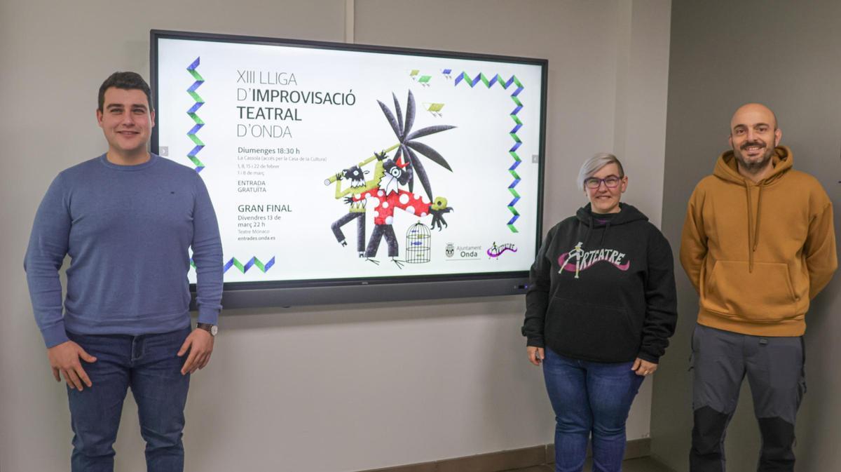 Presentación de la XIII Lliga d’Improvisació Teatral d’Onda, que se celebrará entre febrero y marzo con funciones gratuitas en La Cassola y final en el Teatre Mónaco.