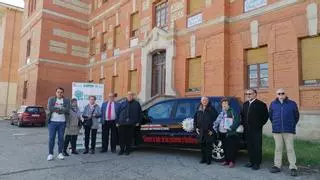 Unidos contra el Cáncer de Toro pone en marcha el "transporte social" para enfermos