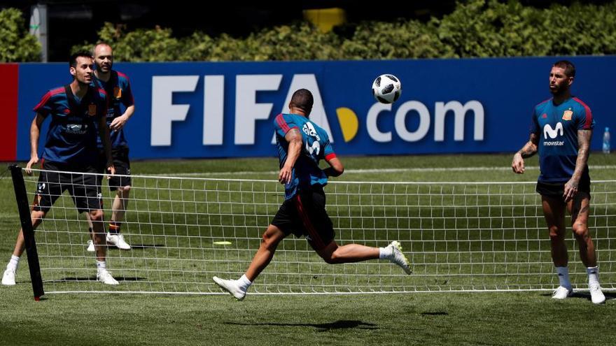 Rodrigo: &quot;Le deseo toda la suerte a Guedes salvo en el primer partido&quot;