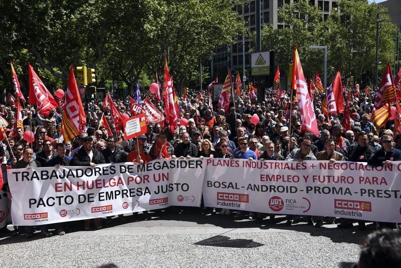 Fotod de la manifestación 1 de mayo- Día del trabajador