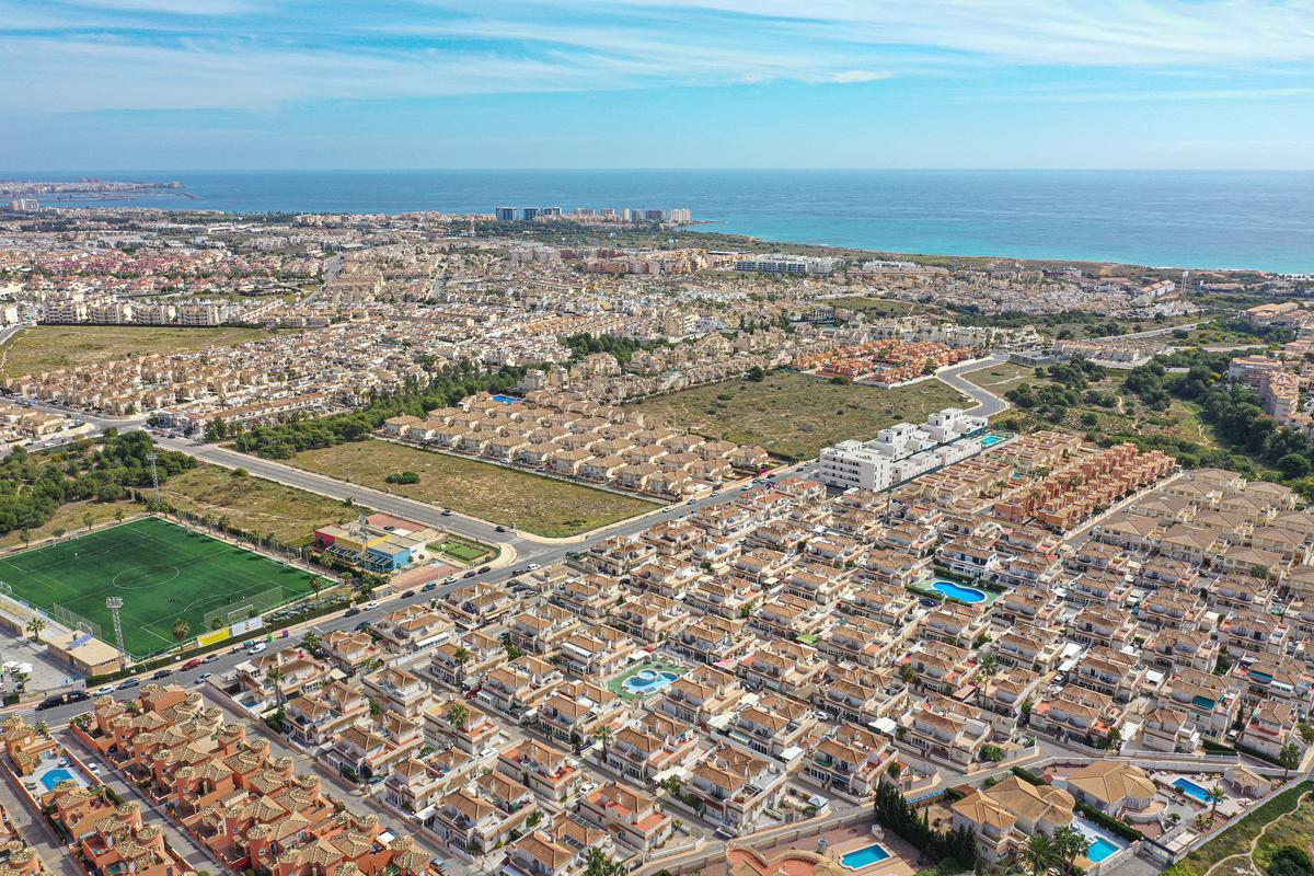 Panorámica del norte del litoral de Orihuela Costa