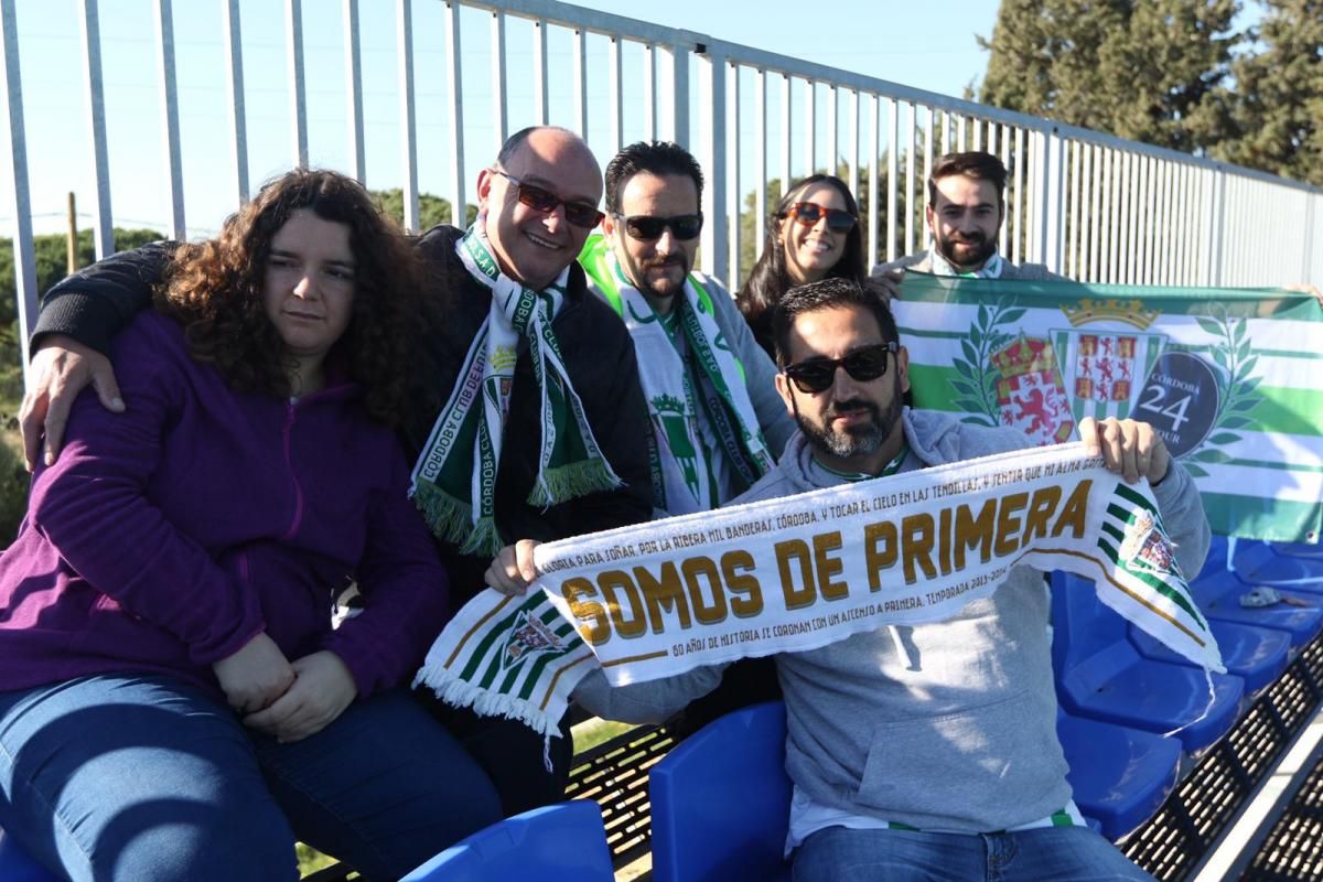 La afición cordobesista, con su equipo en Cádiz