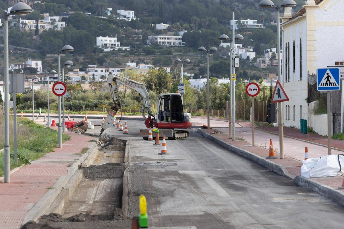 Galería: Obras de acceso a Jesús
