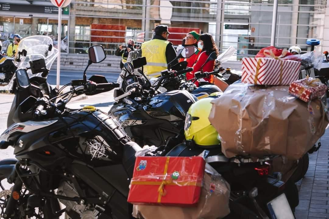 Los Reyes Magos en Orihuela también son moteros