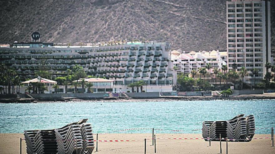Playa vacía debido al estado de alarma.