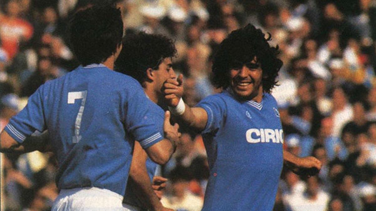 El Live is Life de Maradona canlentando en 1989