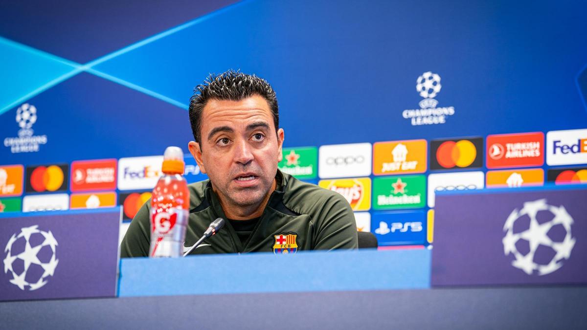 Xavi, en la rueda de prensa previa al partido con el Shakhtar.