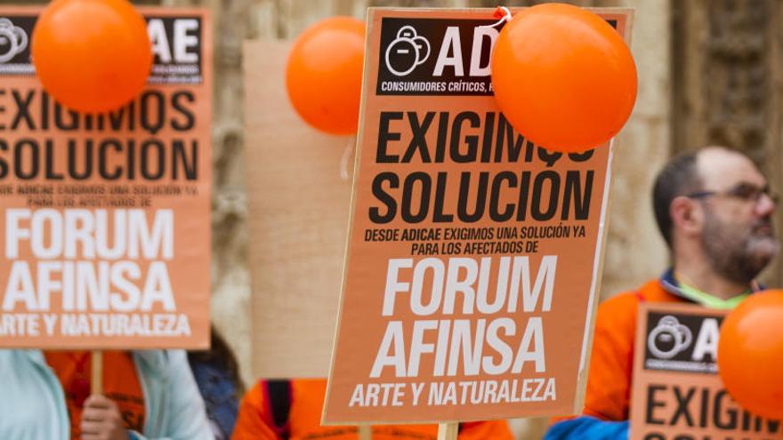 Protesta de afectados por la estafa de Afinsa