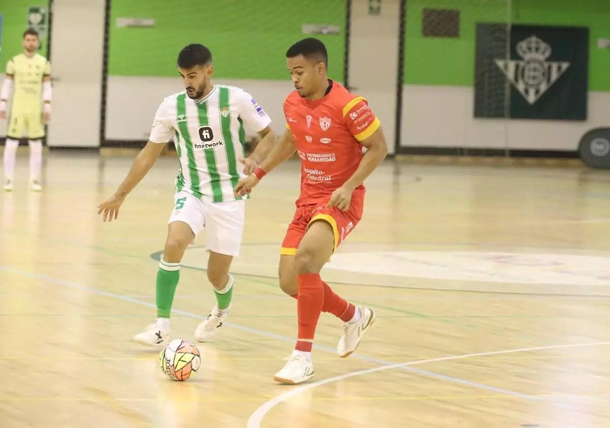 Muhammad con Lemine en el partido entre el Betis y el Córdoba Futsal.