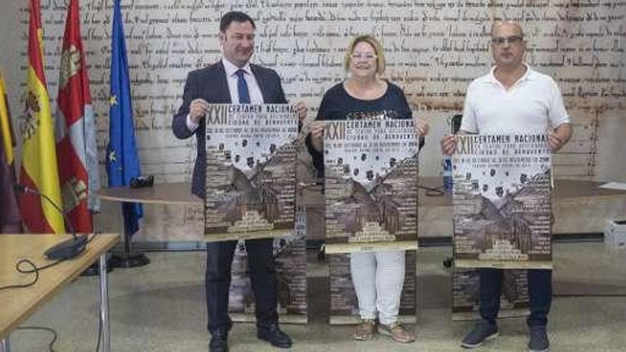 Presentación del Certamen Nacional de Teatro para Aficionados.