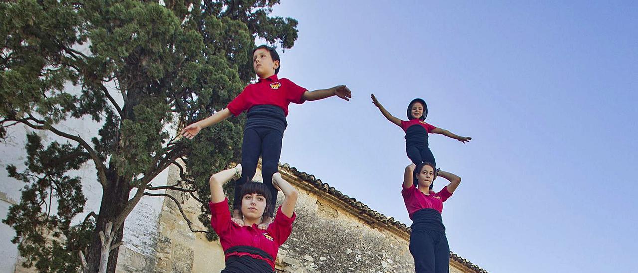 Muixeranga en la ermita de 
Sant Josep de Xàtiva en 
2019.  Perales Iborra