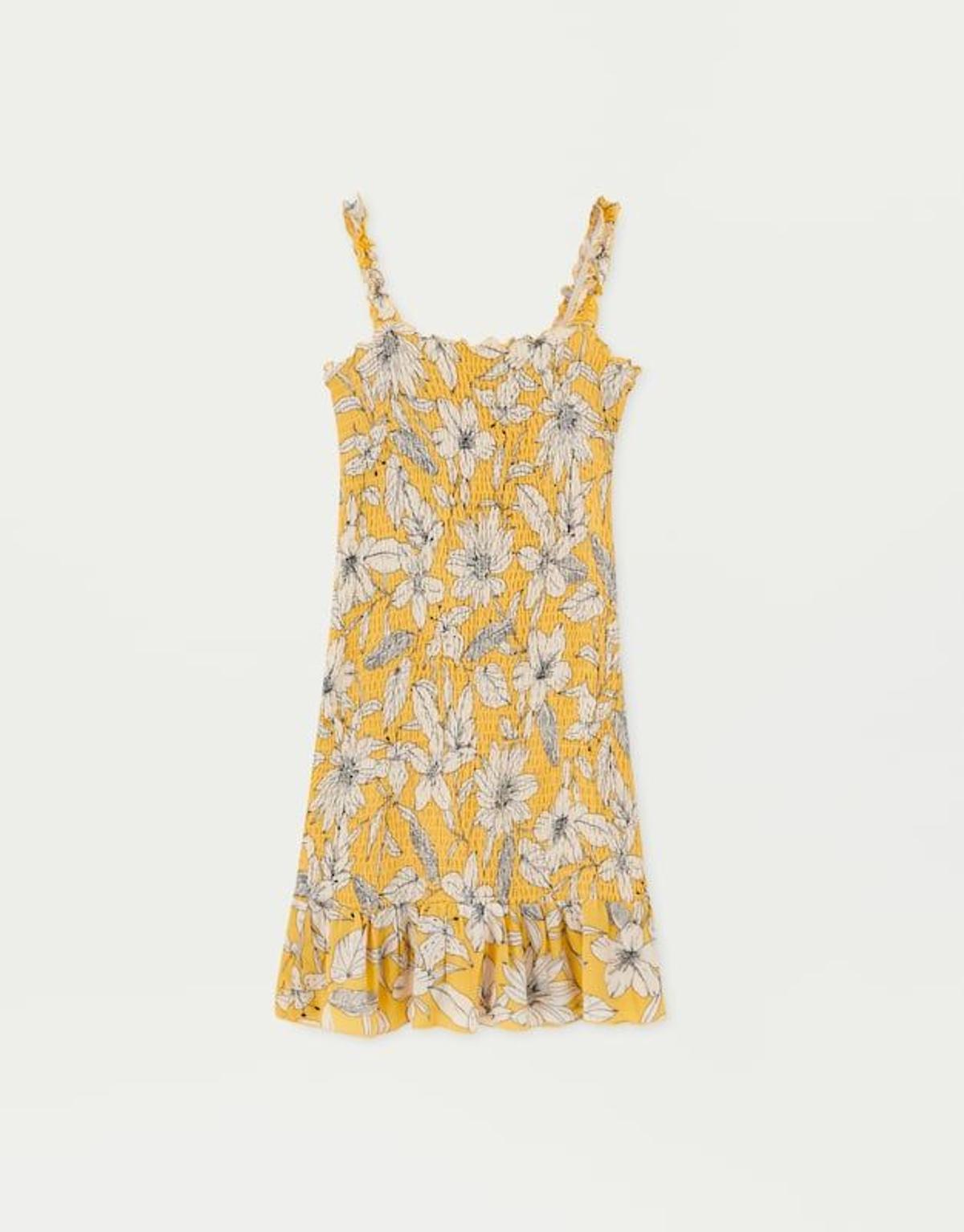 Vestido de tirantes de Pull &amp; Bear (Precio: 22,99 euros)