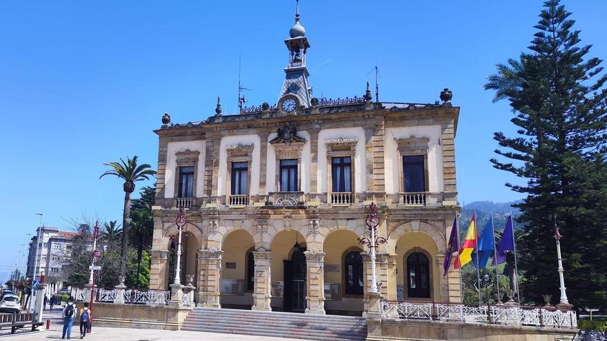 El Ayuntamiento de Villaviciosa.