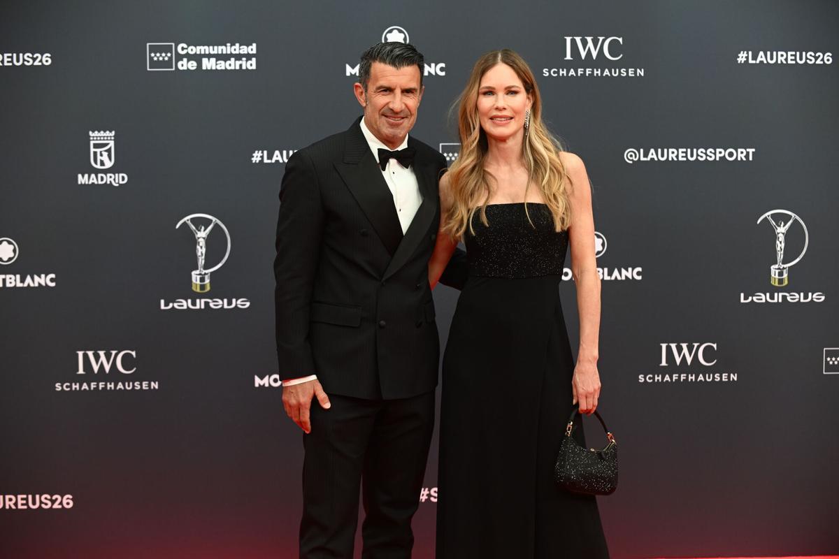 Luis Figo y Helen Svedin durante la gala de entrega de los Laureus World Sports Awards 2026 que se celebran en la Galería de Cristal del Palacio de Cibeles