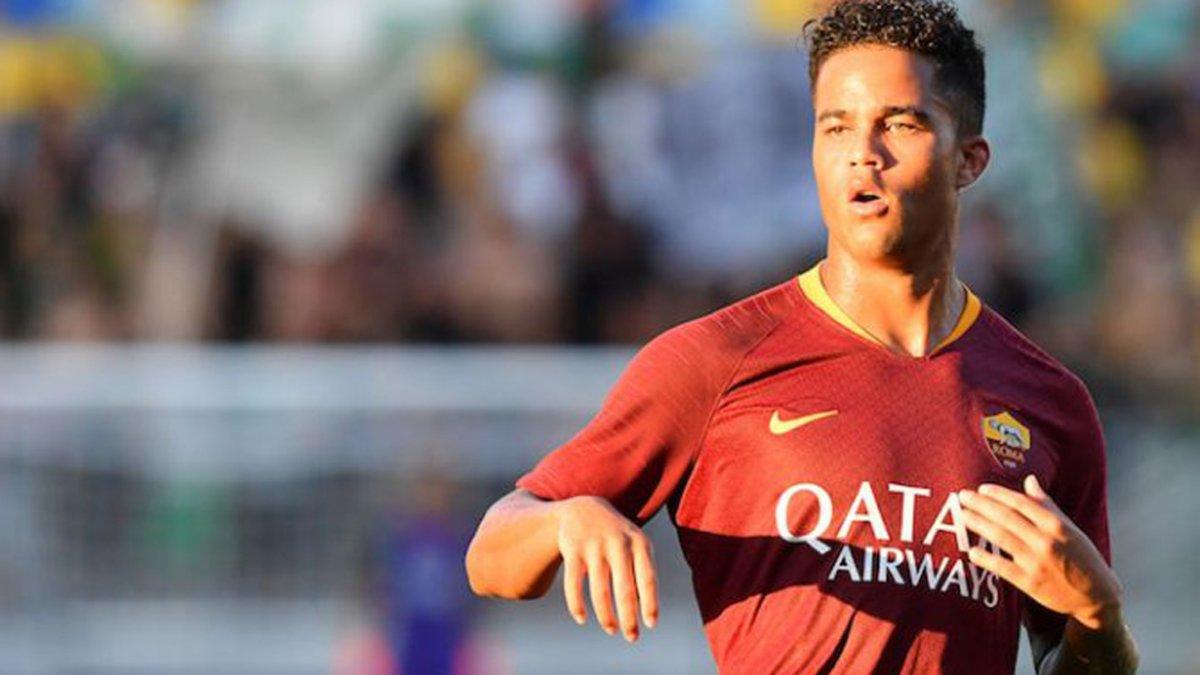 Justin Kluivert, suspendido un partido