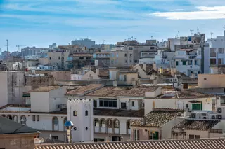El Govern avanzará el dinero para arreglar pisos vacíos si luego se alquilan