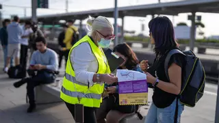 Incertidumbre y vistoso descenso de viajeros en el estreno del corte de Rodalies en Tarragona
