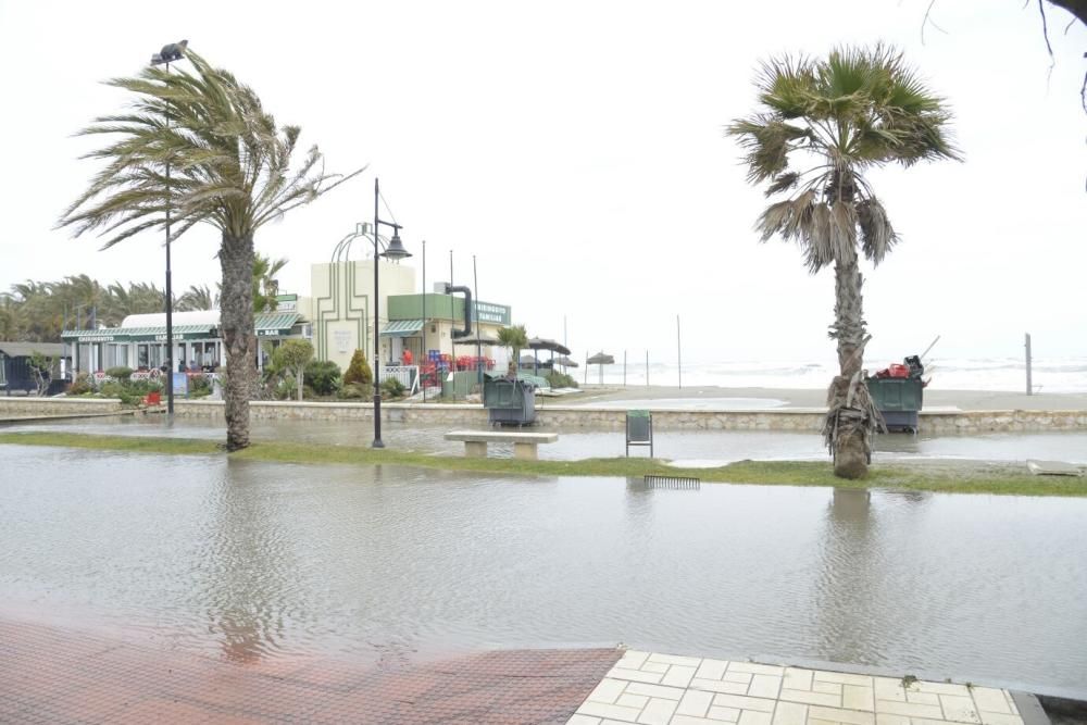 Efectos del temporal en las playas de Torremolinos (Carihuela, Playamar y Los Álamos)