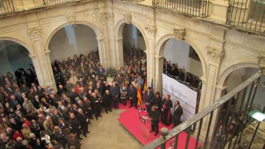 Una imagen del claustro del Palacio Episcopal durante la inauguración, en febrero de 2011.