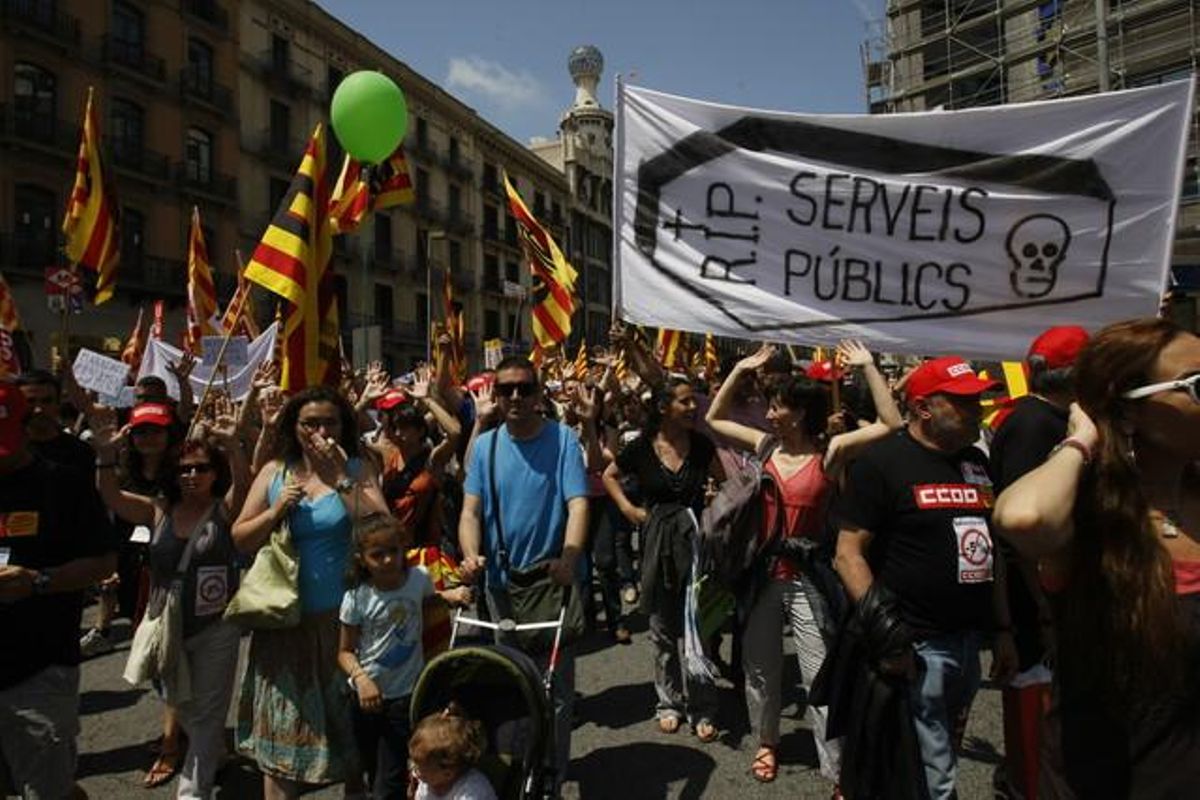 El suport més gran a la mobilització es localitza en les empreses públiques i administracions amb més pes sindical, com Ferrocarrils de la Generalitat, el port de Barcelona o Correus.
